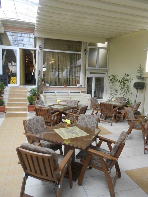 Gala-Garden Hotel Bituli Exterior foto