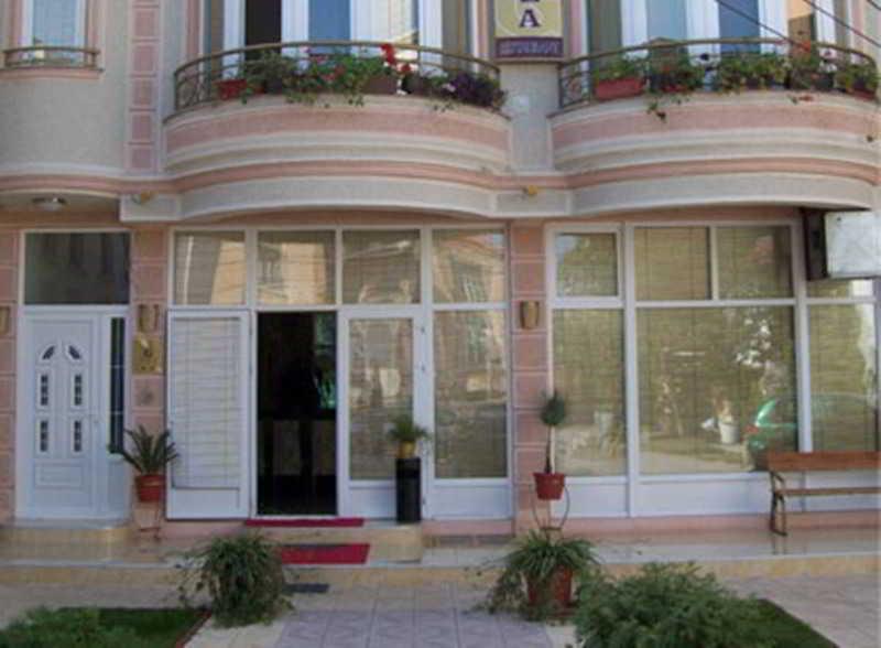 Gala-Garden Hotel Bituli Exterior foto